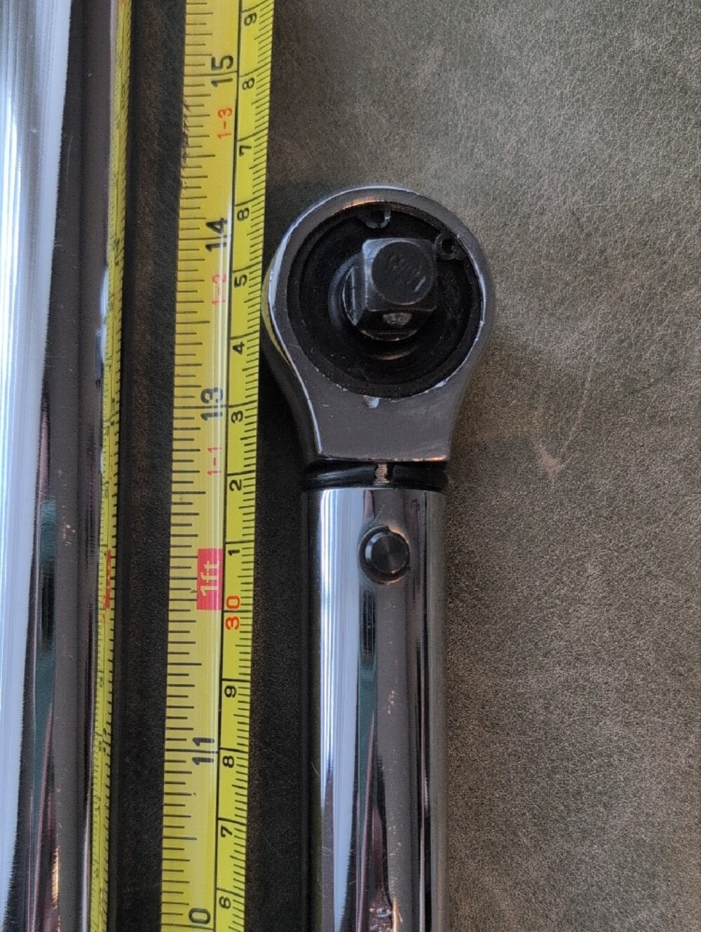 Two Craftsman Click Torque Wrenches - Picture 3 of 10